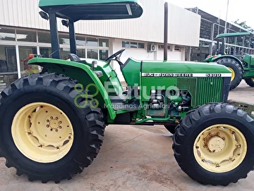 TRATOR JOHN DEERE 5600 ANO 1997