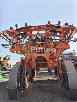 PULVERIZADOR JACTO UNIPORT 3030 ANO 2013