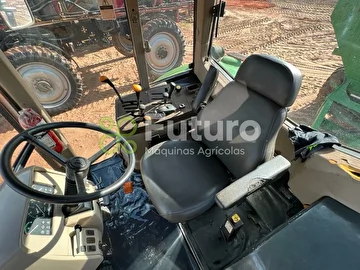 TRATOR JOHN DEERE 6165J ANO 2011