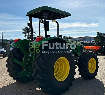 TRATOR JOHN DEERE 5080E ANO 2023