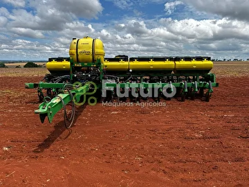 PLANTADEIRA JOHN DEERE 2134 ANO 2017