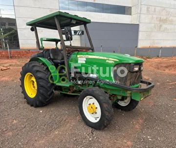 TRATOR JOHN DEERE 5425N ANO 2011