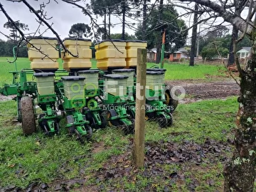 PLANTADEIRA JOHN DEERE 907 ANO 2008