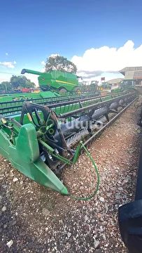 COLHEITADEIRA JOHN DEERE STS 9770 ANO 2011