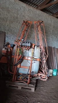 PULVERIZADOR JACTO 800 LITROS ANO 2010