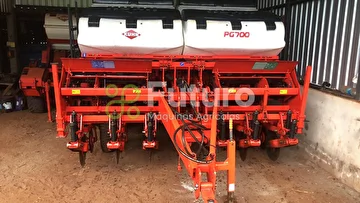 PLANTADEIRA KUHN PDM PG 700 ANO 2019