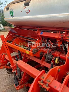 PLANTADEIRA KUHN PG 900 ANO 2017