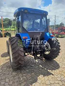TRATOR NEW HOLLAND TL 75E ANO 2013