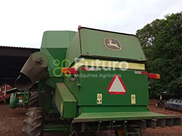 COLHEITADEIRA JOHN DEERE 1470 ANO 2013