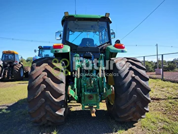 TRATOR JOHN DEERE 6180J ANO 2012