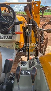 TRATOR VALTRA A 124 ANO 2021