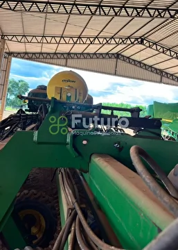 PLANTADEIRA JOHN DEERE DB 74 ANO 2013