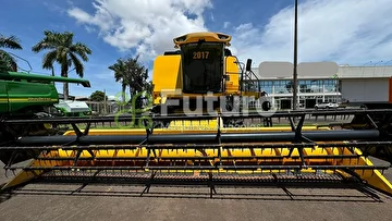 COLHEITADEIRA NEW HOLLAND TC 5090 ANO 2017