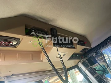 COLHEITADEIRA JOHN DEERE 1550 ANO 2002