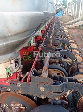 PLANTADEIRA PLANTICENTER BIG FARM ANO 2013