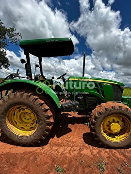 TRATOR JOHN DEERE 5078 E ANO 2020