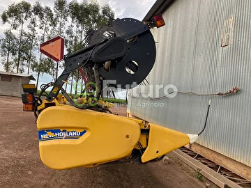 COLHEITADEIRA NEW HOLLAND CR 8090 ANO 2015