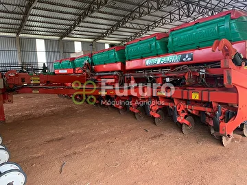 PLANTADEIRA PLANTICENTER BIG FARM ANO 2018