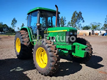 TRATOR JOHN DEERE 6300 ANO 2000