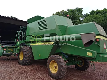 COLHEITADEIRA JOHN DEERE 1470 ANO 2013