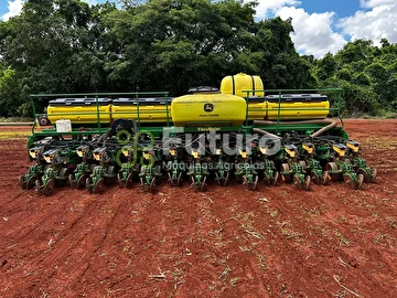 PLANTADEIRA JOHN DEERE 2134 ANO 2017