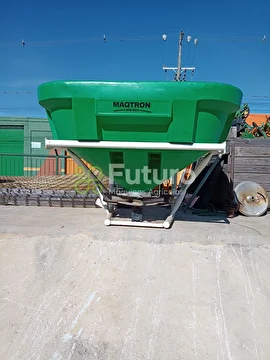 DISTRIBUIDOR MAQTRON MQ 800 ANO 2022