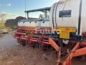 PLANTADEIRA KUHN PG 1900 EXTRA ANO 2009