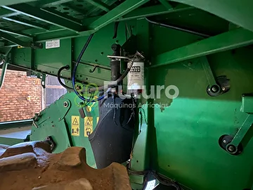 COLHEITADEIRA JOHN DEERE STS 9470 ANO 2012