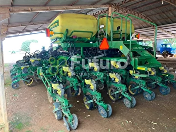 PLANTADEIRA JOHN DEERE DB 50 ANO 2014