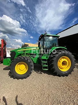 TRATOR JOHN DEERE 7200J ANO 2018