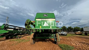 COLHEITADEIRA JOHN DEERE 1550 ANO 2002