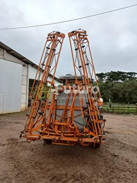 PULVERIZADOR JACTO 800 LITROS ANO 2010