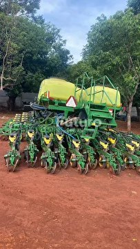 PLANTADEIRA JOHN DEERE DB ANO 2014