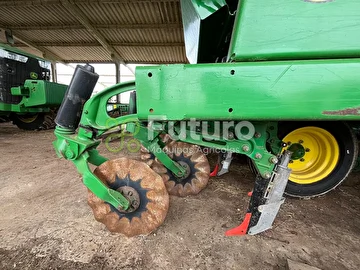 PLANTADEIRA JOHN DEERE 2113 ANO 2016
