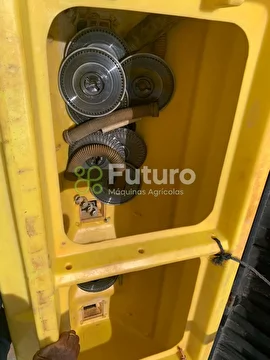 PLANTADEIRA JOHN DEERE 2113 ANO 2008