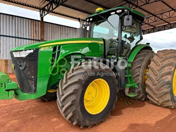 TRATOR JOHN DEERE 8295 ANO 2017
