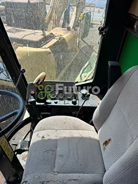 COLHEITADEIRA JOHN DEERE 1185 ANO 2001