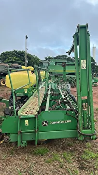 PLANTADEIRA JOHN DEERE 2126 CCS ANO 2011