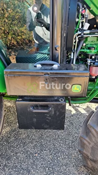 TRATOR JOHN DEERE 5070E ANO 2022