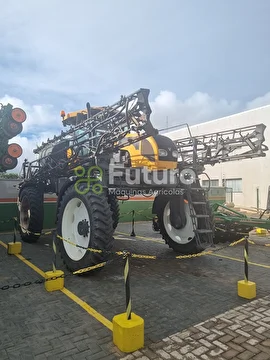 PULVERIZADOR VALTRA BS 3020H ANO 2014
