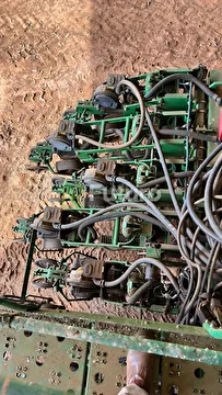 PLANTADEIRA JOHN DEERE DB 74 ANO 2013