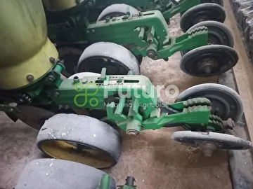 PLANTADEIRA JOHN DEERE 1109 ANO 2010