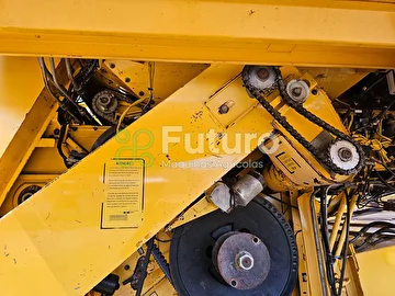 COLHEITADEIRA NEW HOLLAND TC 57 ANO 2007