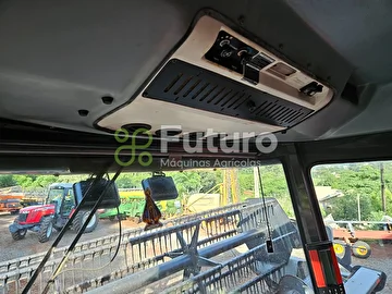 COLHEITADEIRA MASSEY FERGUSON 5650 ADVANCED ANO 2008
