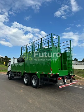 CAMINHÃO VOLVO 270 ANO 2014
