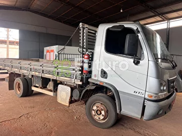 CAMINHÃO MERCEDES BENZ ACCELO 815 ANO 2015