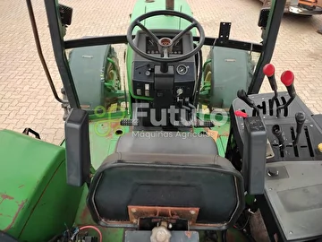 TRATOR JOHN DEERE 7500 ANO 2001