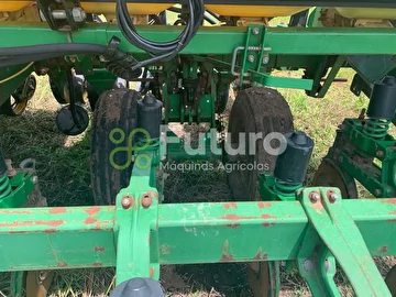 PLANTADEIRA JOHN DEERE 2113 ANO 2008