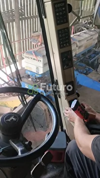 COLHEITADEIRA JOHN DEERE 1450 ANO 2004