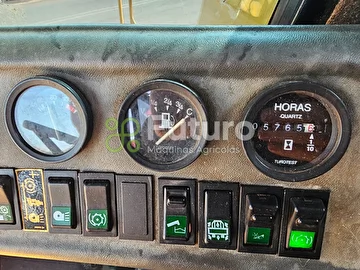 COLHEITADEIRA NEW HOLLAND TC 57 ANO 2007